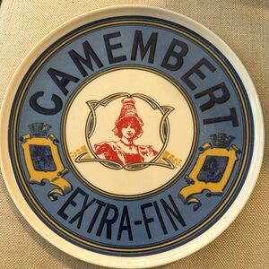 2004 BIA Cordon Blue Camembert Cheese Serving Platter 11"